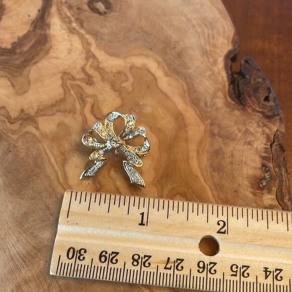 Vintage Antique Decorative "Bow" Watch Pin Brooch - Picture 2 of 3